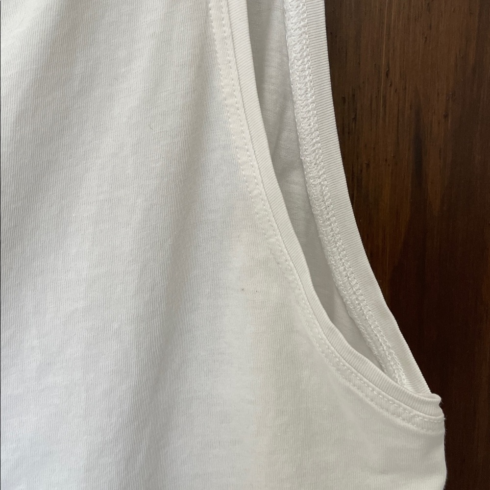 Lululemon Cut Back Crop Tank - White Size 4 - Picture 4 of 7
